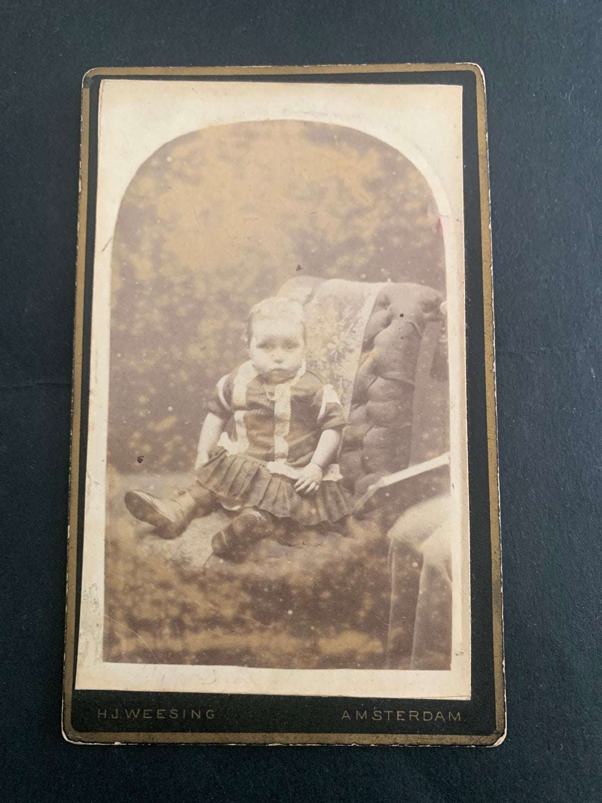 cdv carte de visite kind Amsterdam H J Weesing, Verzamelen, Foto's en Prenten, Verzenden, Foto, Zo goed als nieuw, Voor 1940
