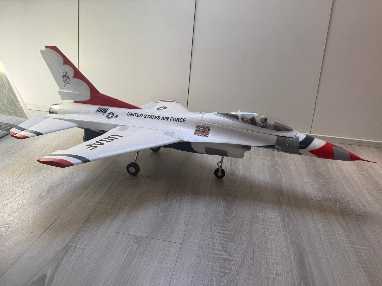 E-Flite F-16 Thunderbirds 70mm EDF Jet RC Vliegtuig, Ophalen of Verzenden, Niet werkend, Elektro