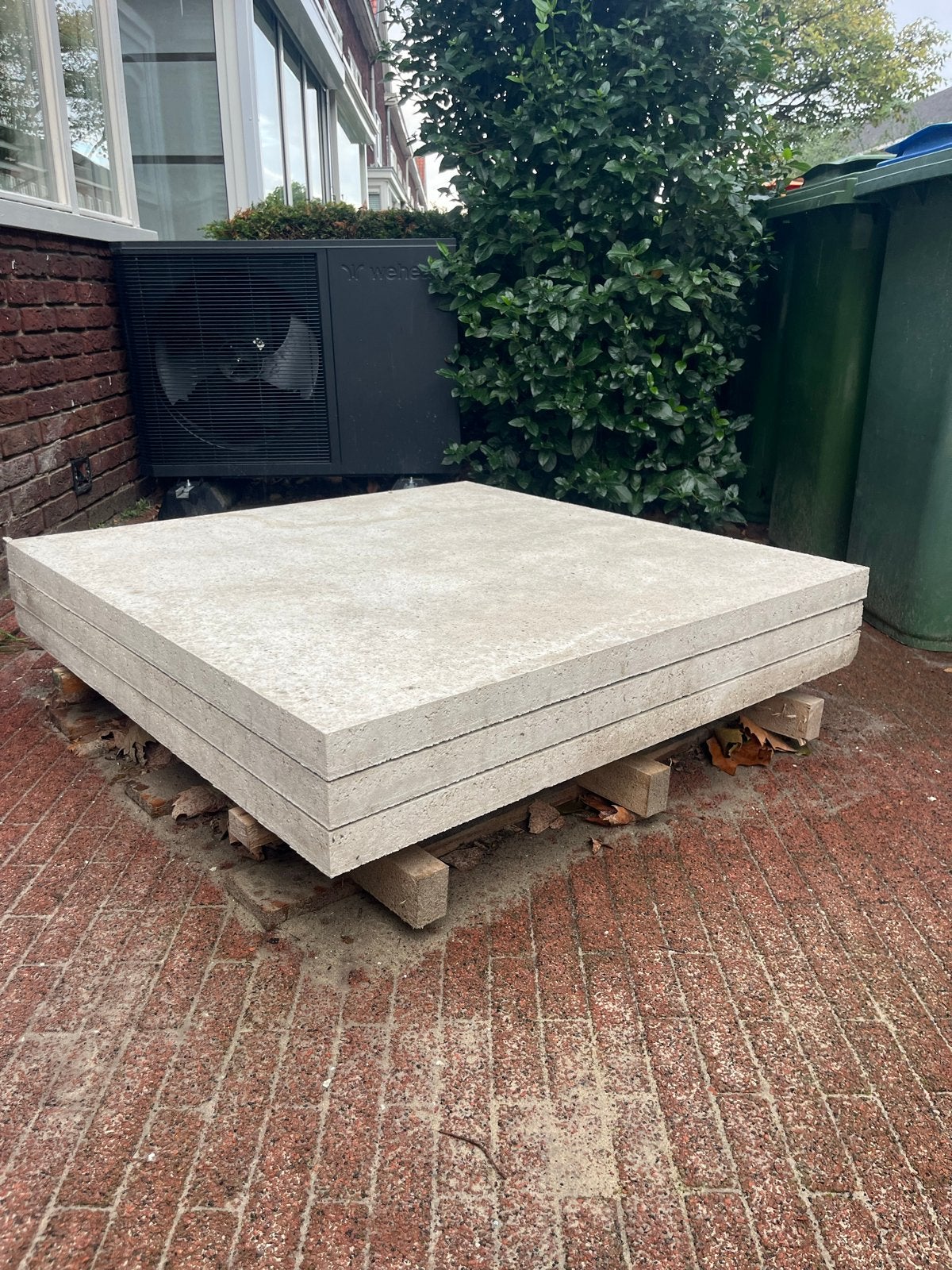 Schellevis tegels crème 100x100x5cm & stapelelementen, Ophalen of Verzenden, Zo goed als nieuw, Minder dan 5 m², Beton