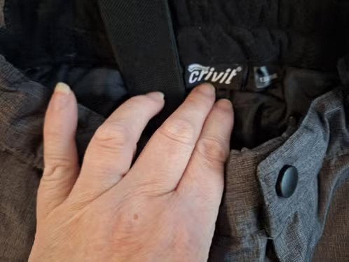 Skibroek bruin maat 134-140 h, Kinderen en Baby's, Broek, Jongen of Meisje, Ophalen of Verzenden, Zo goed als nieuw