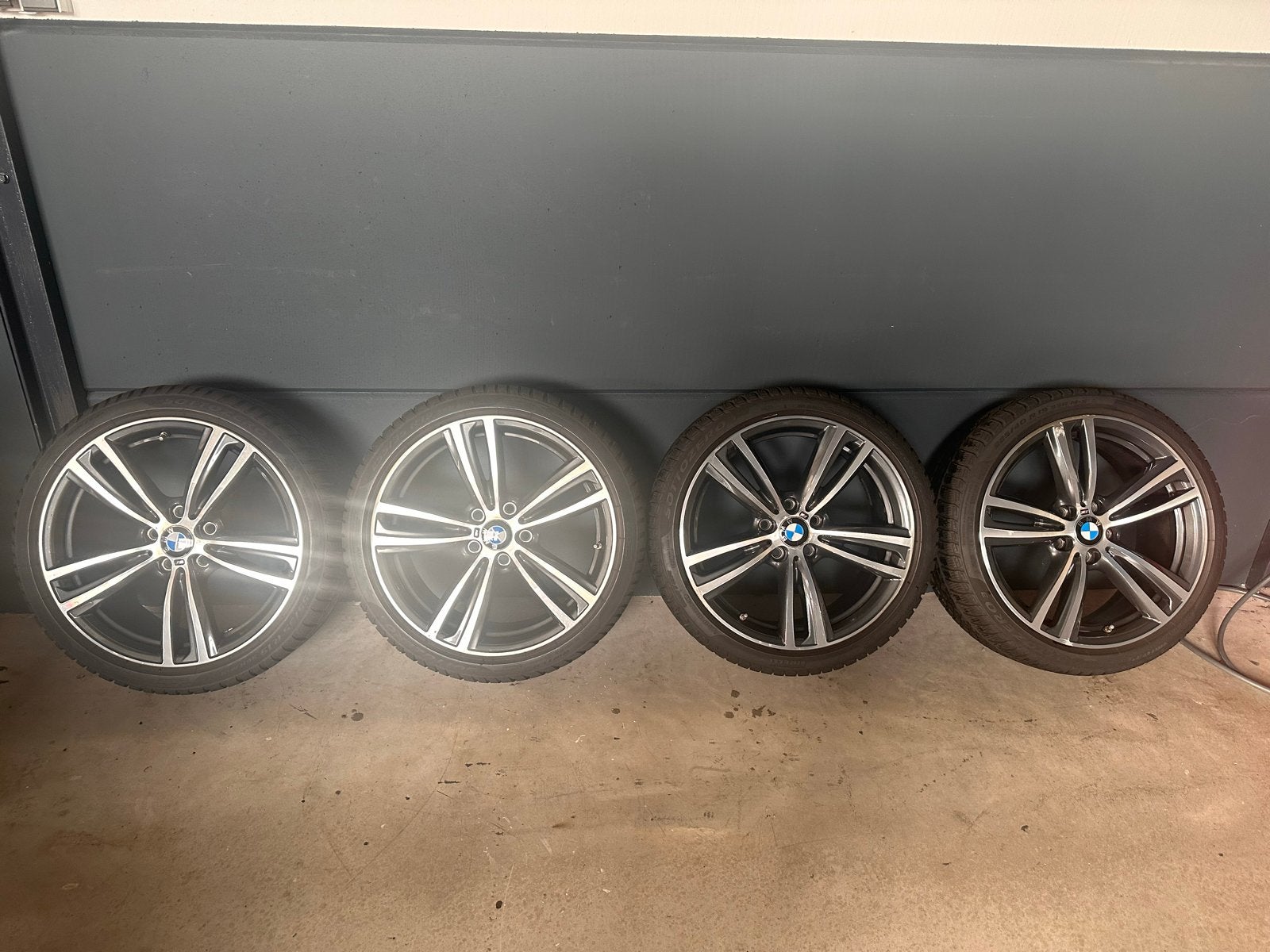 BMW 442M Winterset Breedset 19 inch velgen met winterbanden, Gebruikt, Banden en Velgen, Winterbanden, Personenwagen