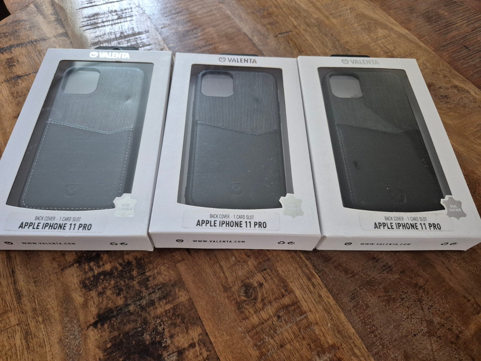 Valenta Leren Back Cover iPhone 11 Pro - Nieuw in doos, Zwart, IPhone 11 Pro, Overige merken, Nieuw