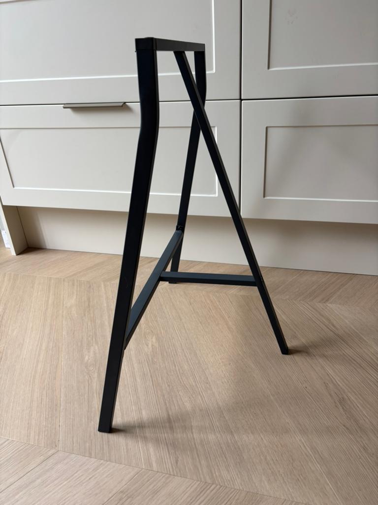 Ikea lerberg schraag antraciet, Ophalen of Verzenden, Zo goed als nieuw, Rechthoekig, Minder dan 50 cm