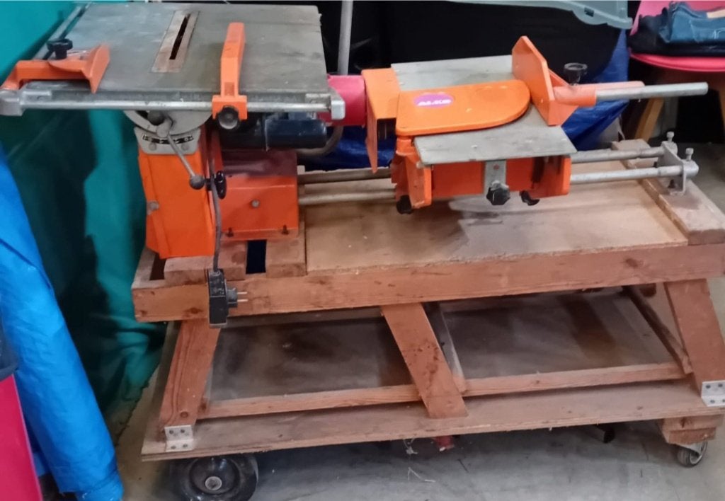 Te koop zaagmachine met bovenvrees, Gebruikt, Overige typen, 30 tot 70 mm, 1200 watt of meer