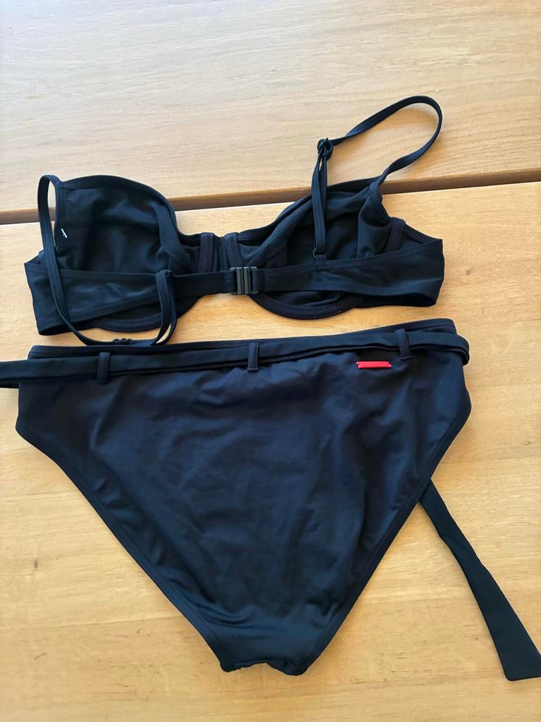 Nieuw Esprit Bikini Zwart 42B met beugel, Ophalen of Verzenden, Nieuw, Zwart, Bikini