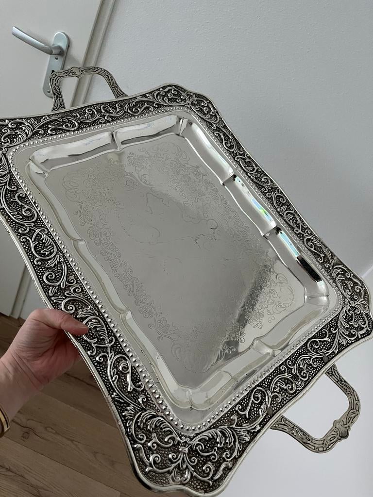 Marokkaans dienblad - Zilverkleurig met handvatten, Huis en Inrichting, Woonaccessoires | Dienbladen, Ophalen of Verzenden, Gebruikt