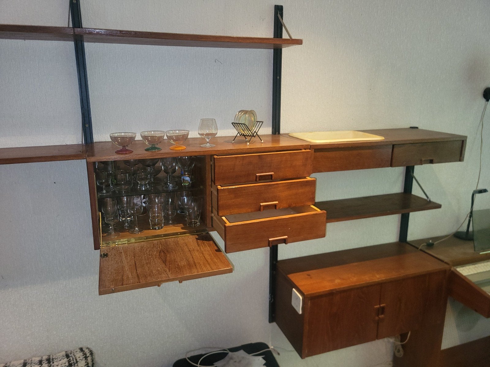 Vintage kasten, Doe-het-zelf en Verbouw, Werkbanken, Ophalen of Verzenden, Gebruikt