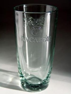 Bacardi Coca-Cola rum glas Bacardi bat logo in bodem ( 08, Ophalen of Verzenden, Nieuw, Gebruiksvoorwerp