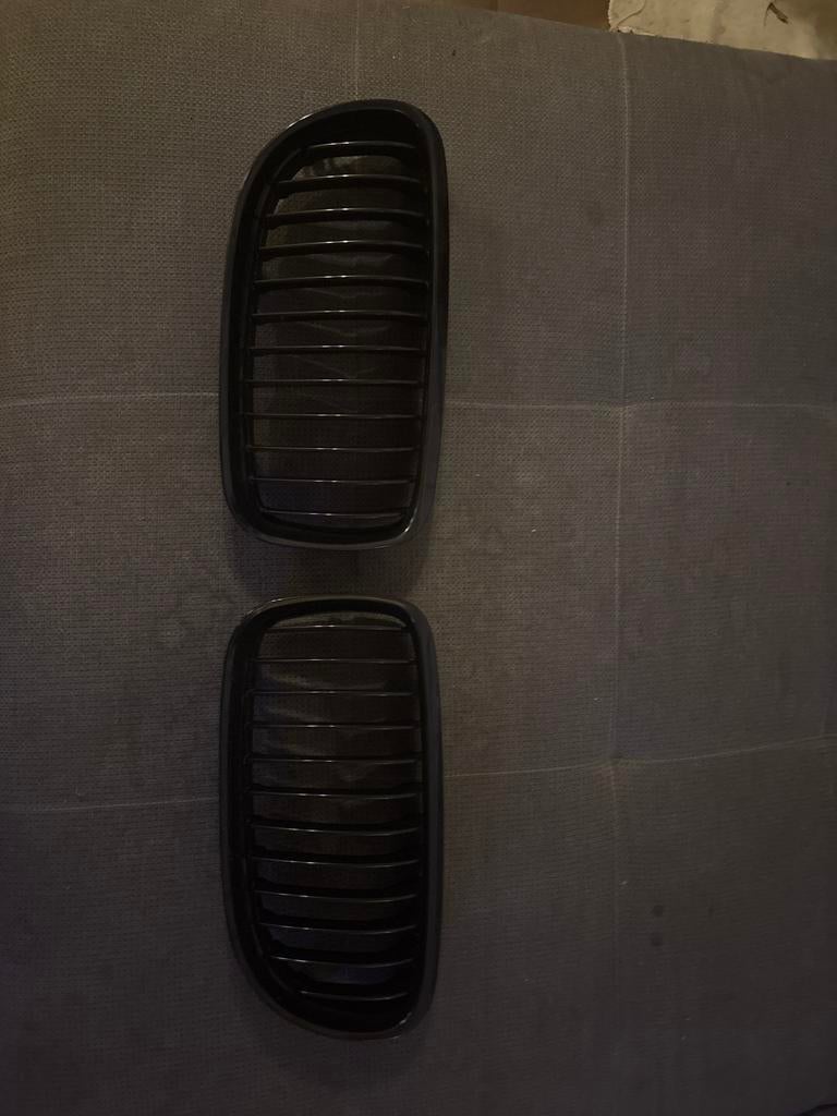 BMW E90 E91 Grill / Nieren glans zwart, Voor, Bumper, BMW, BMW