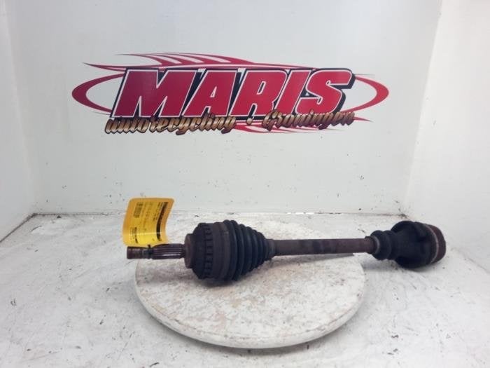 Aandrijfas links-voor van een Renault Clio, Gebruikt, -, Renault, -