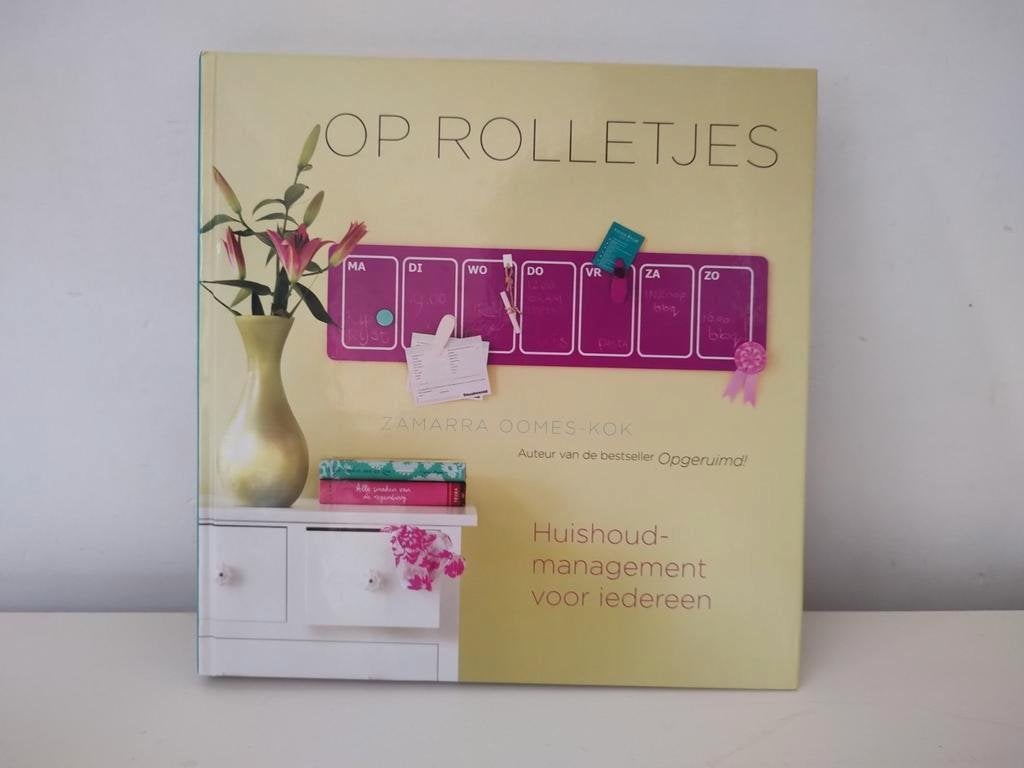 Op rolletjes / Zamarra Oomes - Kok ISBN 9789061128465, Ophalen of Verzenden, Zo goed als nieuw, Zamarra Oomes-Kok