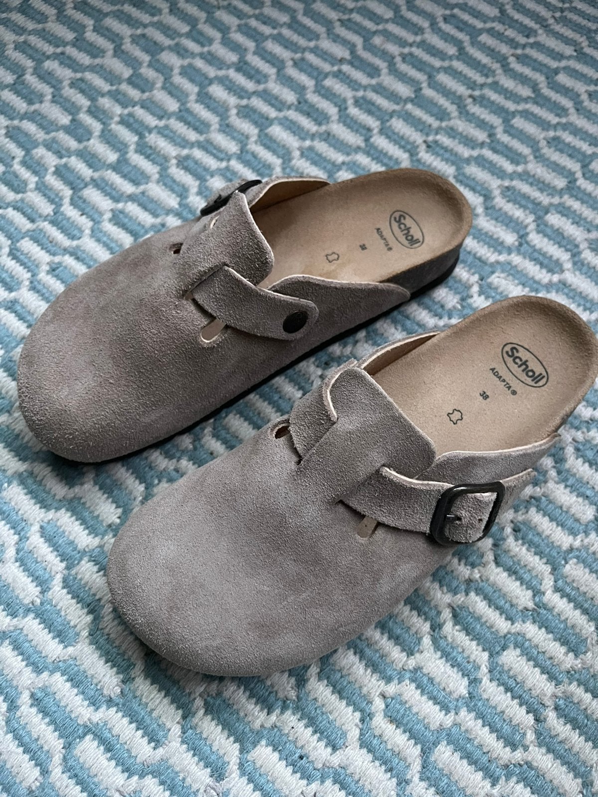 Scholl klomp suede, beige, maat 38, Ophalen of Verzenden, Zo goed als nieuw, Beige