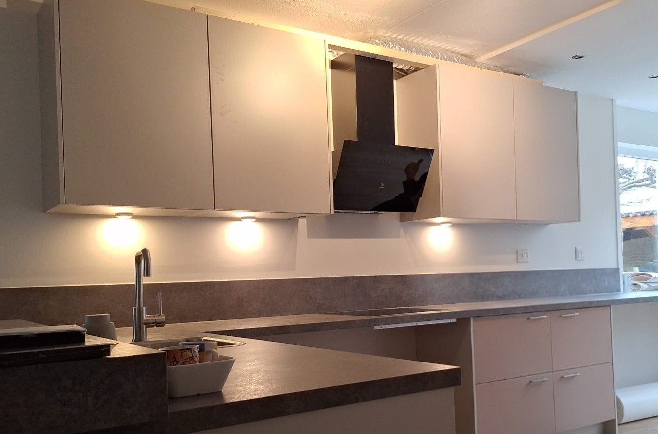 GRATIS 4 gedemonteerde keuken bovenkastjes, Ophalen, Gebruikt, Beige, 50 tot 100 cm