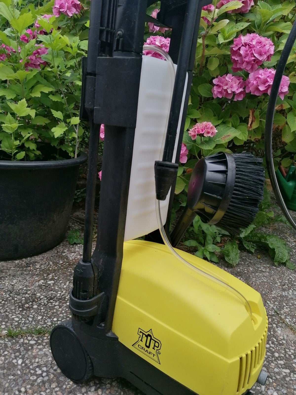 Hoge druk spuit op wielen met spuitpistool (defect), Tuin en Terras, Hogedrukreinigers, Ophalen of Verzenden, Gebruikt, Elektrisch