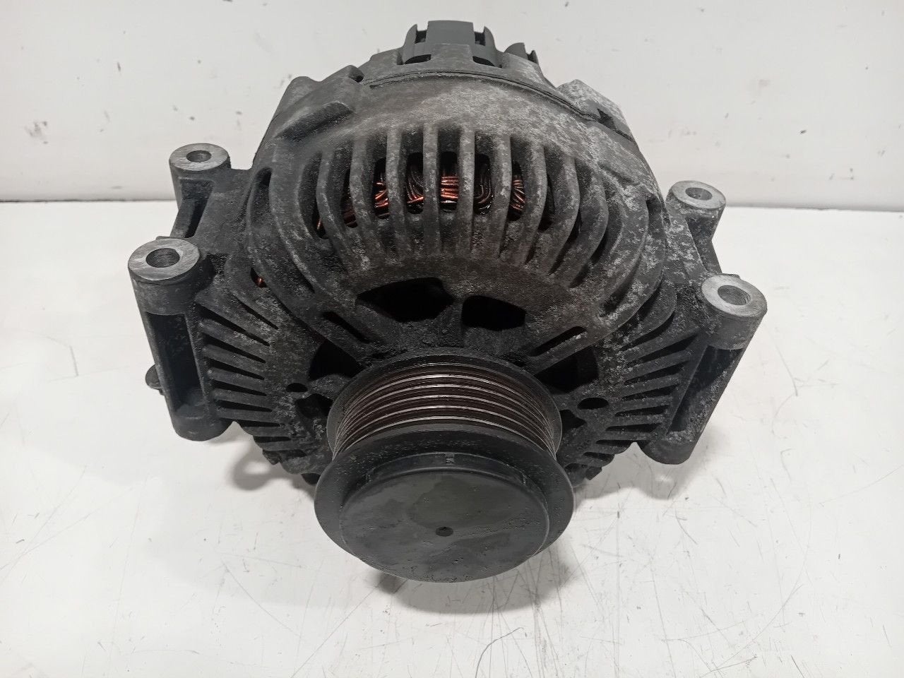 Dynamo Audi A6, Onderdelen@venauto.nl, Van der Ven Autorecycling B.V., Gebruikt, Ettenseweg 76, 4706 PB Roosendaal, The Netherlands