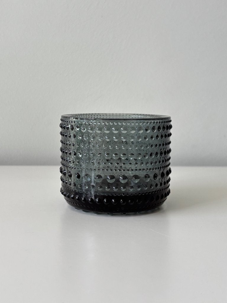 Iittala Kastehelmi  sfeerlicht 64mm kleur grijs, Waxinelichthouder, Ophalen of Verzenden, Grijs, Iittala