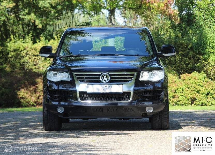VW Touareg 4.2 V8 FSI | BTW auto | vol | Inruil welkom., Automaat, Gebruikt, 2307 kg, Zwart