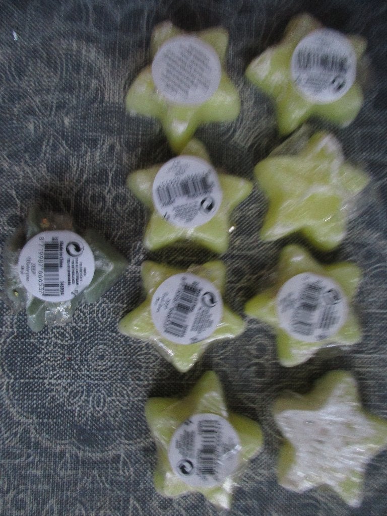 11 kleine ( kerst) zeepjes 10 x ster 1 x spar. samen 5,00, Ophalen of Verzenden, Nieuw