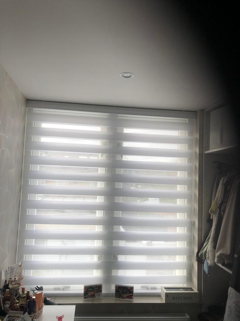 Dou rolgordijn, wit, Ophalen, Wit, 150 tot 200 cm, 150 tot 200 cm