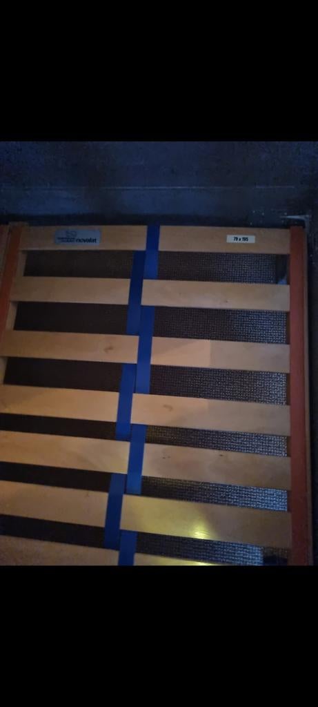 Prachtig houten bed 160 x 200, Ophalen, Zo goed als nieuw, Tweepersoons, 160 cm