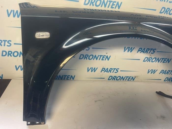 Scherm rechts-voor van een Audi A6, Gebruikt, -, Verzenden, -