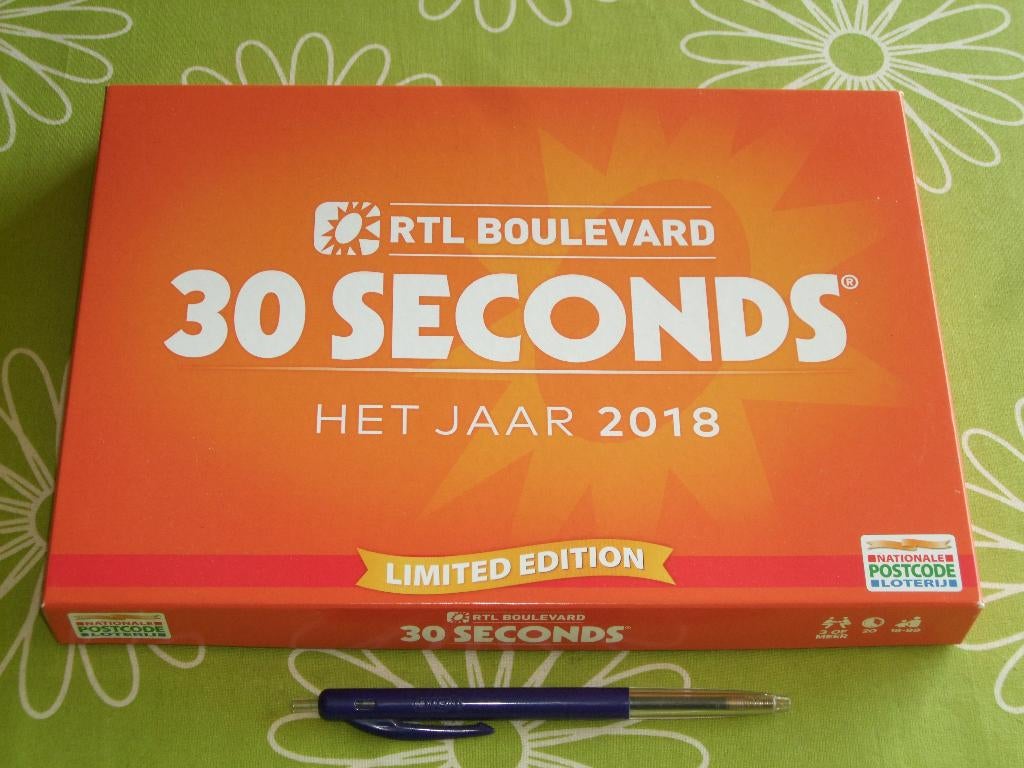 30 seconds - Het jaar 2018 - RTL Boulevard, Hobby en Vrije tijd, Gezelschapsspellen | Bordspellen, Zo goed als nieuw, Drie of vier spelers