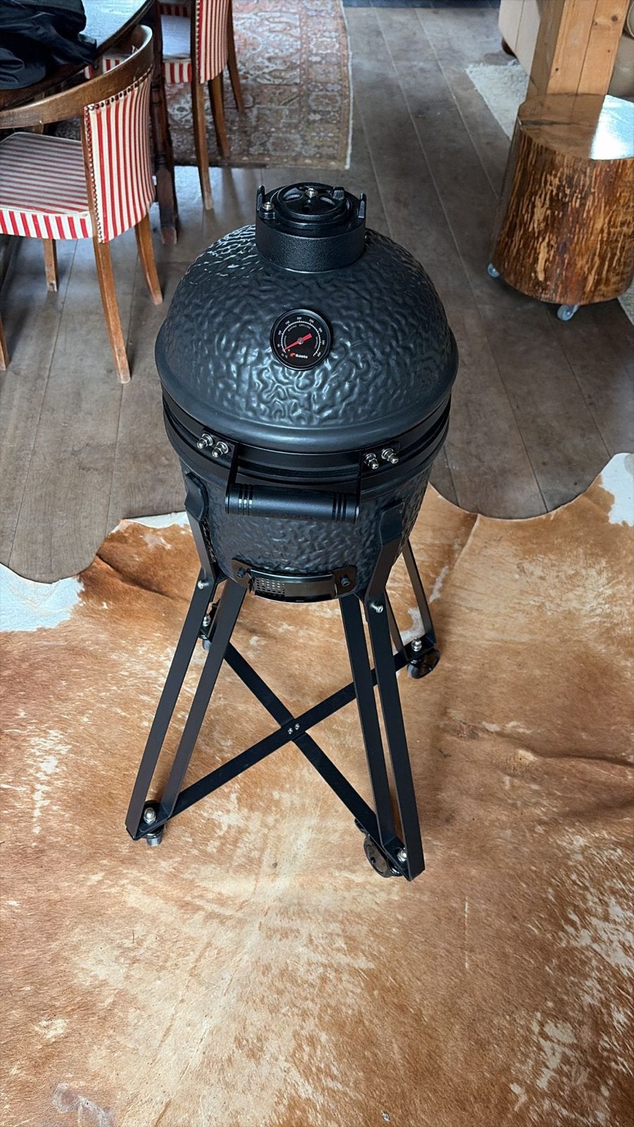 NIEUW** Compacte Kamado BBQ op onderstel met wielen, Ophalen, Nieuw