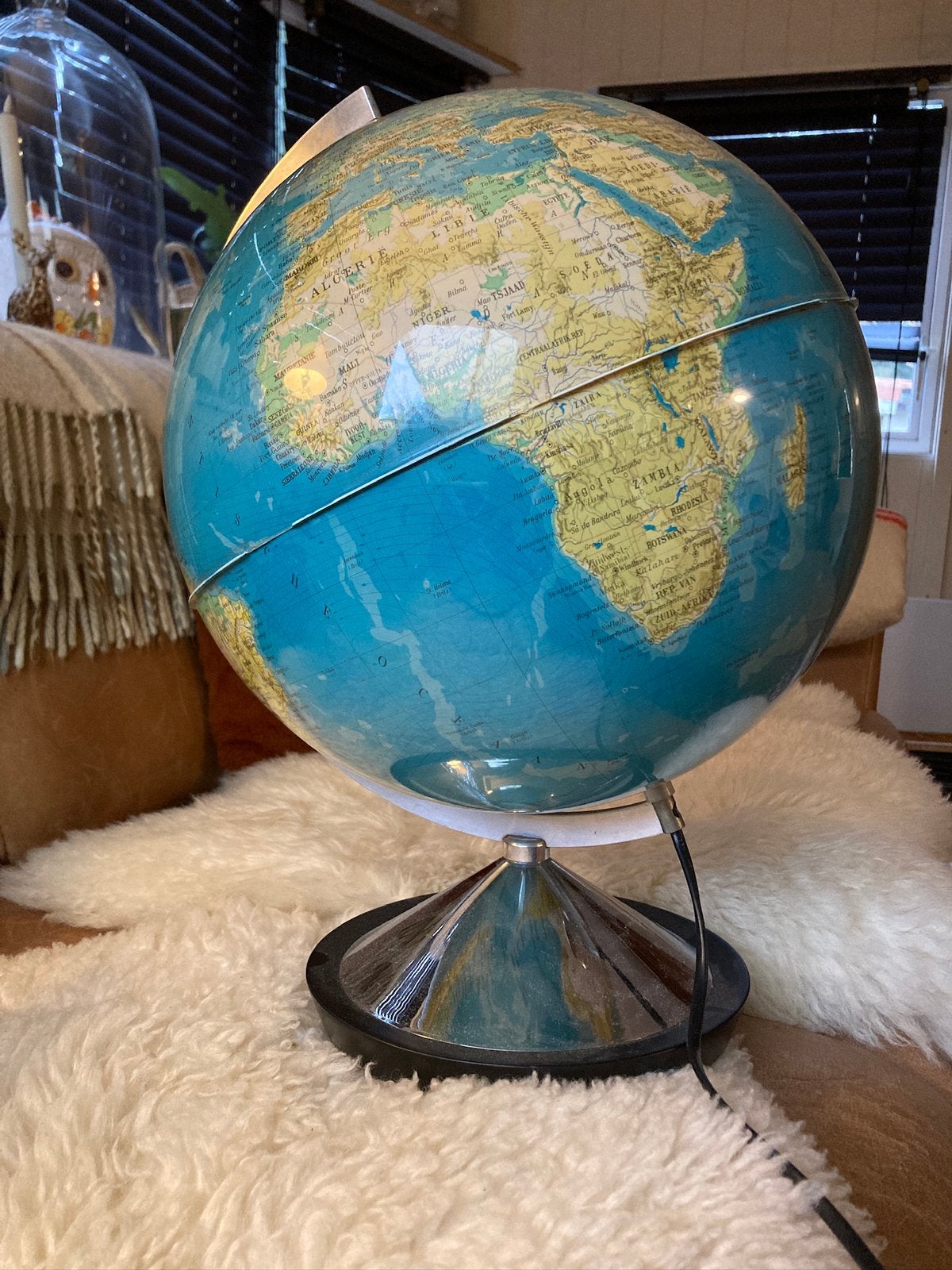 Wereldbol met licht globe licht, Verlicht, Kunststof, Ophalen of Verzenden, Zo goed als nieuw