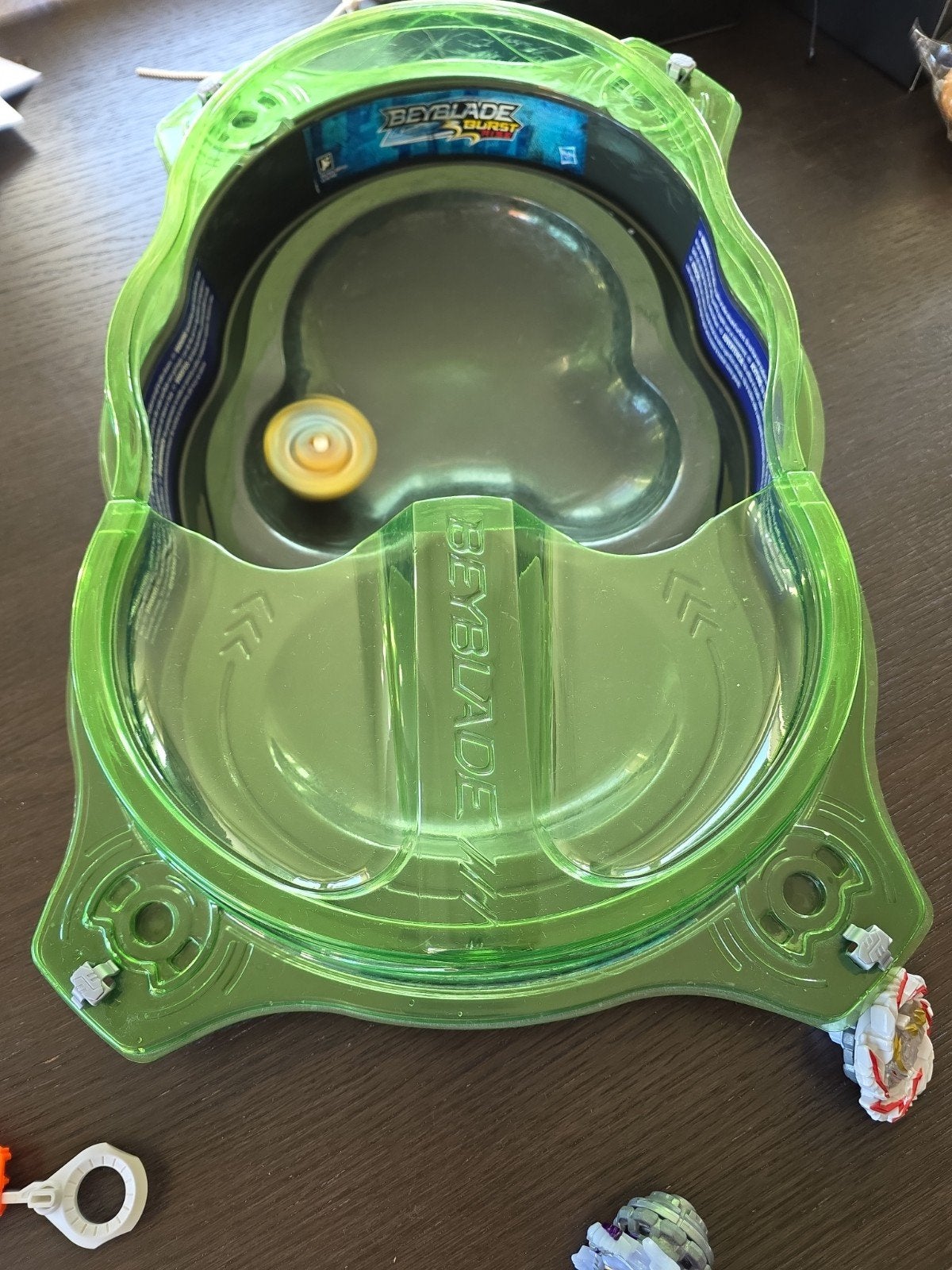 Beyblade Burst Rise set met stadion en 10 Beyblades, Ophalen, Gebruikt, Jongen of Meisje