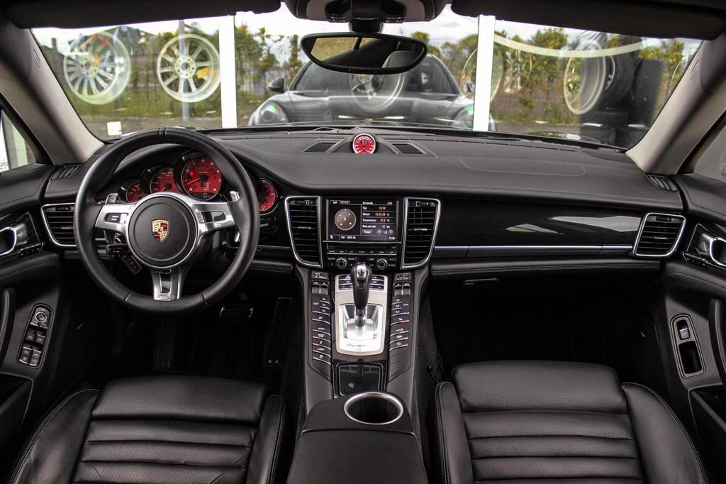 Porsche Panamera 3.6 4 | NL auto | Sport Chrono Plus | BOSE, Auto's, Porsche, Automaat, Euro 5, Gebruikt, Zwart