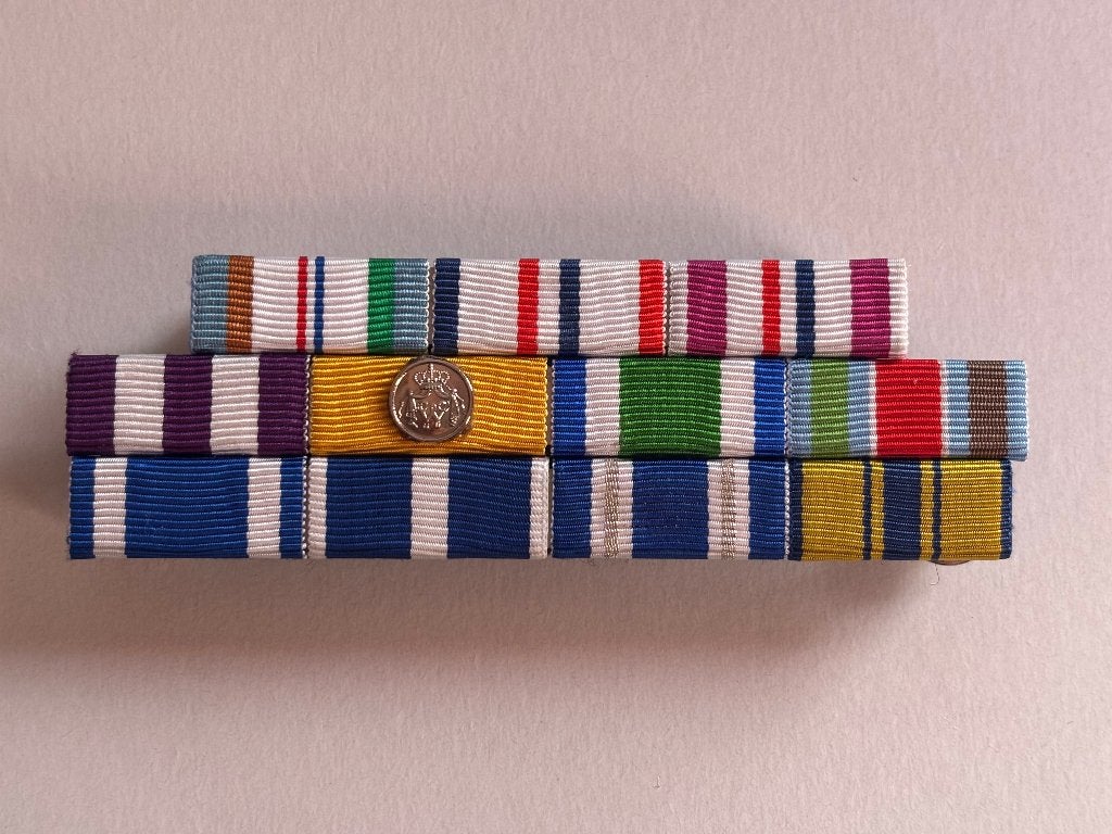 11 delige baton, Verzenden, Landmacht, Nederland, Kleding of Schoenen