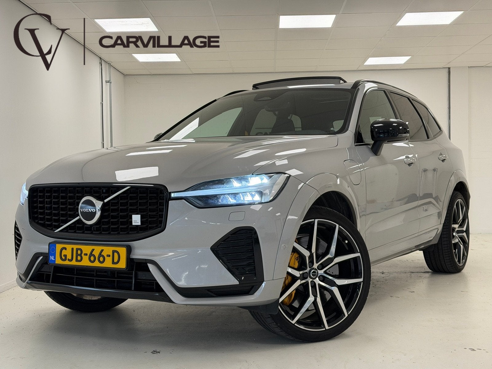 Volvo XC60 2.0 T8 Plug-in-hybrid AWD Polestar Engineered Pan, Auto's, Gebruikt, Euro 6, 1969 cc, Bedrijf