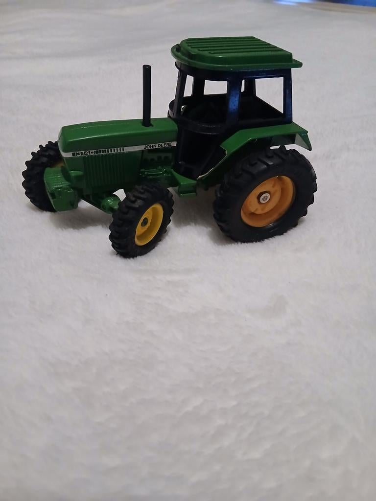 JONH DEERE 3140 VAN BRITENS 1.32, Ophalen of Verzenden, Tractor of Landbouw, Overige merken