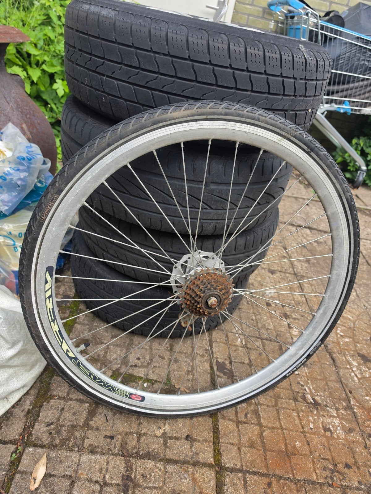 28 inch achterwiel met zgan band, Fietsen en Brommers, Ophalen of Verzenden, Zo goed als nieuw, Band