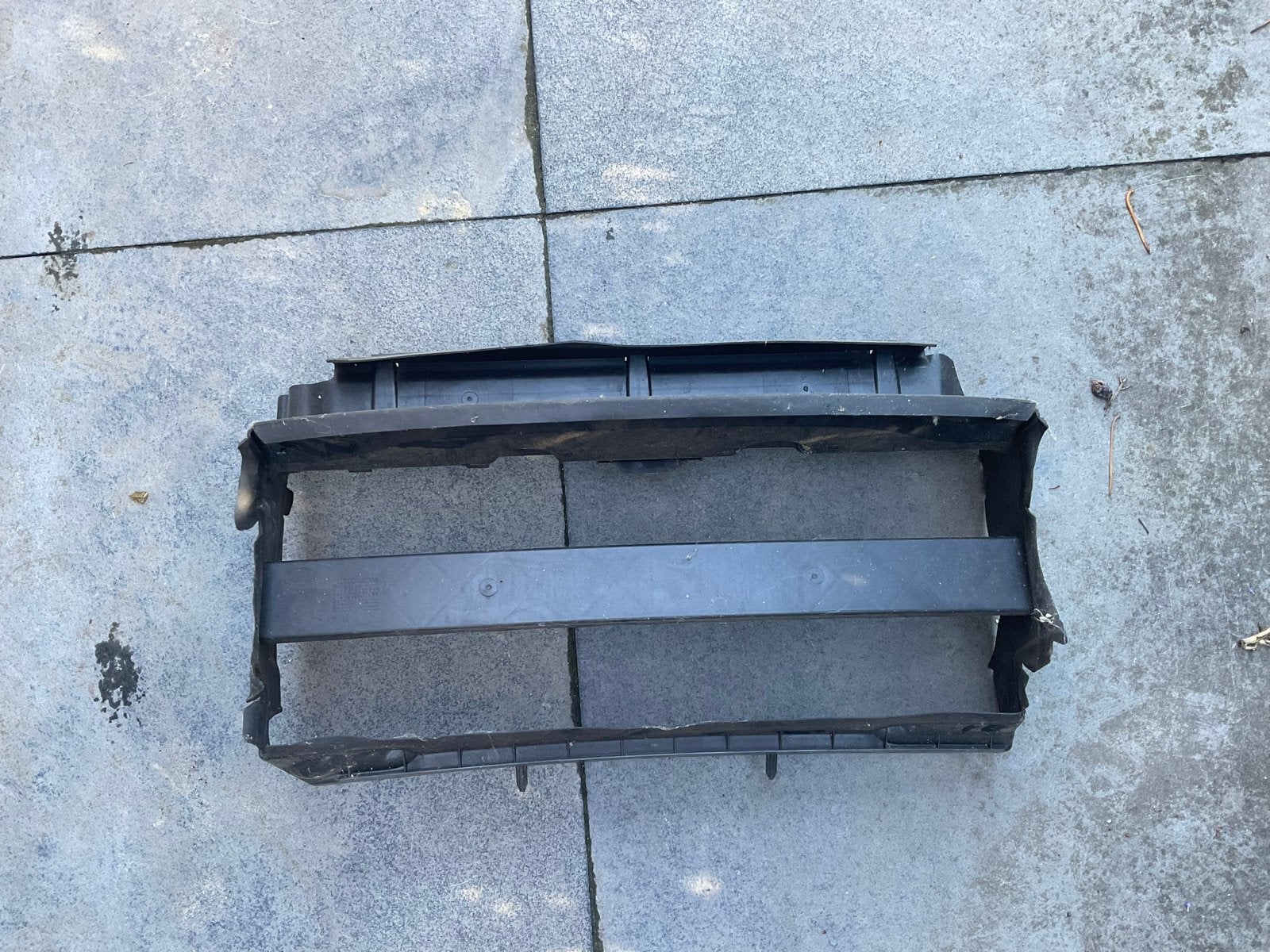 Land Rover Bumperbalk AH22-019A01-AC - kunststof, Auto-onderdelen, Ophalen of Verzenden, Gebruikt, Land Rover, Bumper