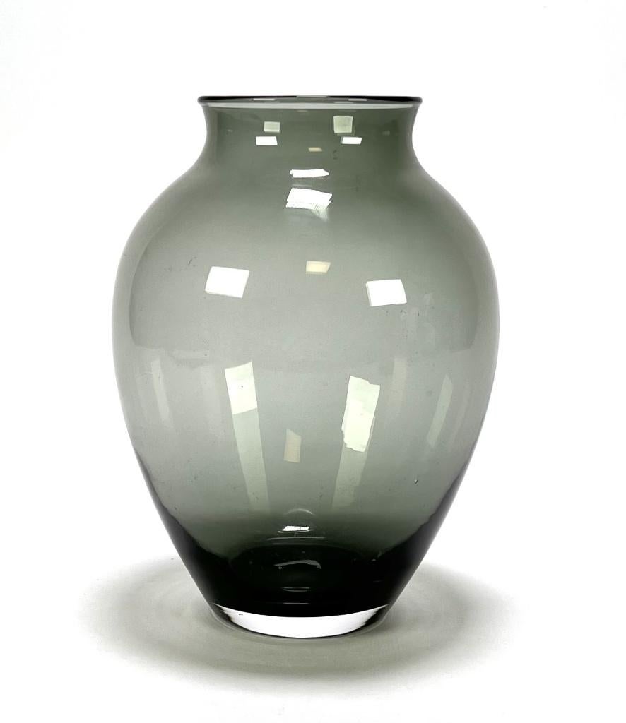 638. Glazen vaas - Mid-century modern, ca. 1960, Ophalen of Verzenden, Overige kleuren, Glas, Minder dan 50 cm