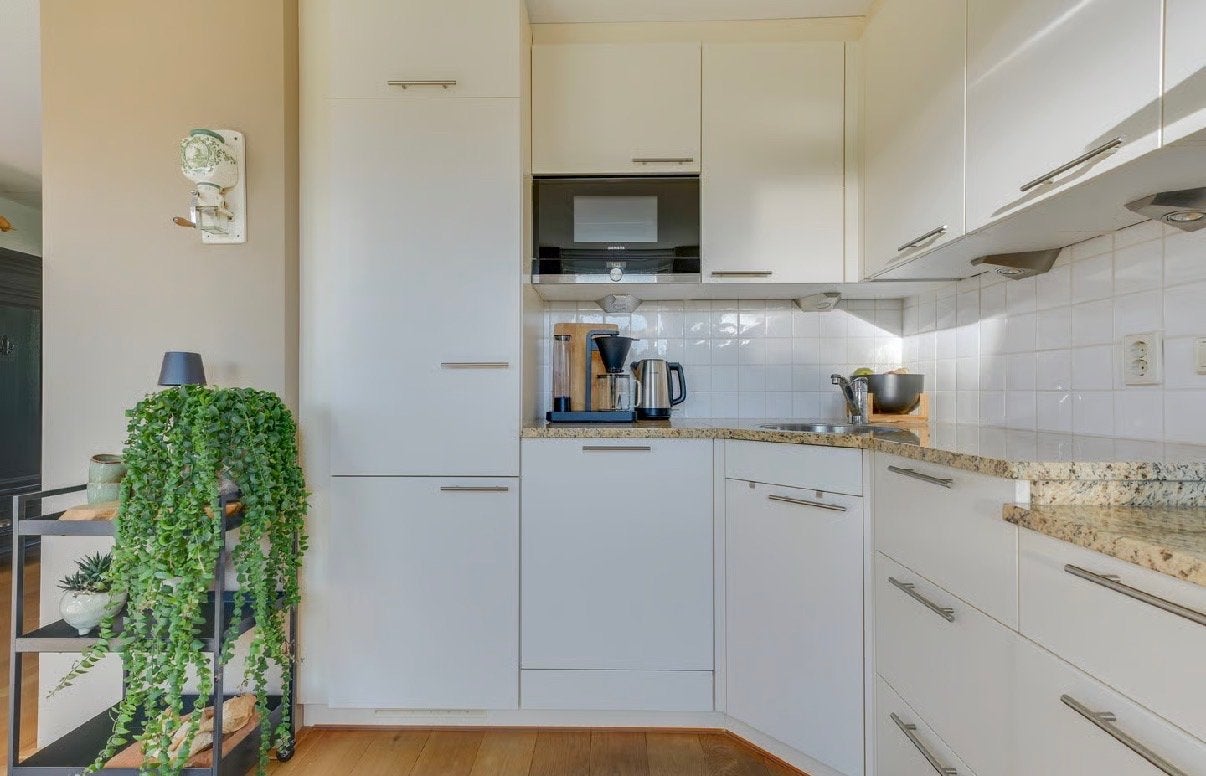 Gratis Hoekkeuken incl. Inbouwapparatuur, Ophalen, Wit, Hoekkeuken, Graniet of Steen