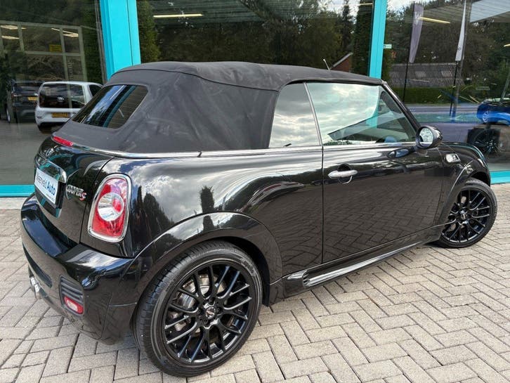 Mini CABRIO COOPER S CABRIO 184pk Autom, Xenon, Leder, Auto's, Xenon verlichting, 15 km/l, Gebruikt, 4 cilinders