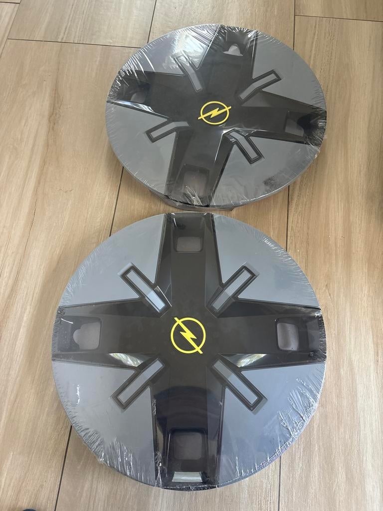 Opel Rocks wieldoppen, nieuw in verpakking (2 stuks), Auto diversen, Wieldoppen, Ophalen, Nieuw