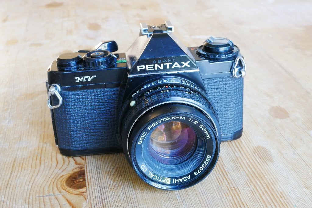 Klassieke Pentax MV 35mm SLR camera + Pentax-M 50mm f/2 lens, Verzenden, Spiegelreflex, Pentax