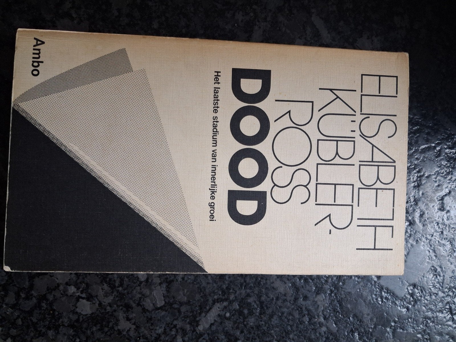 Elisabeth Kübler-Ross - Dood: Het laatste stadium, Boeken, Ophalen of Verzenden, Gelezen, Klinische psychologie, Elisabeth Kübler-Ross