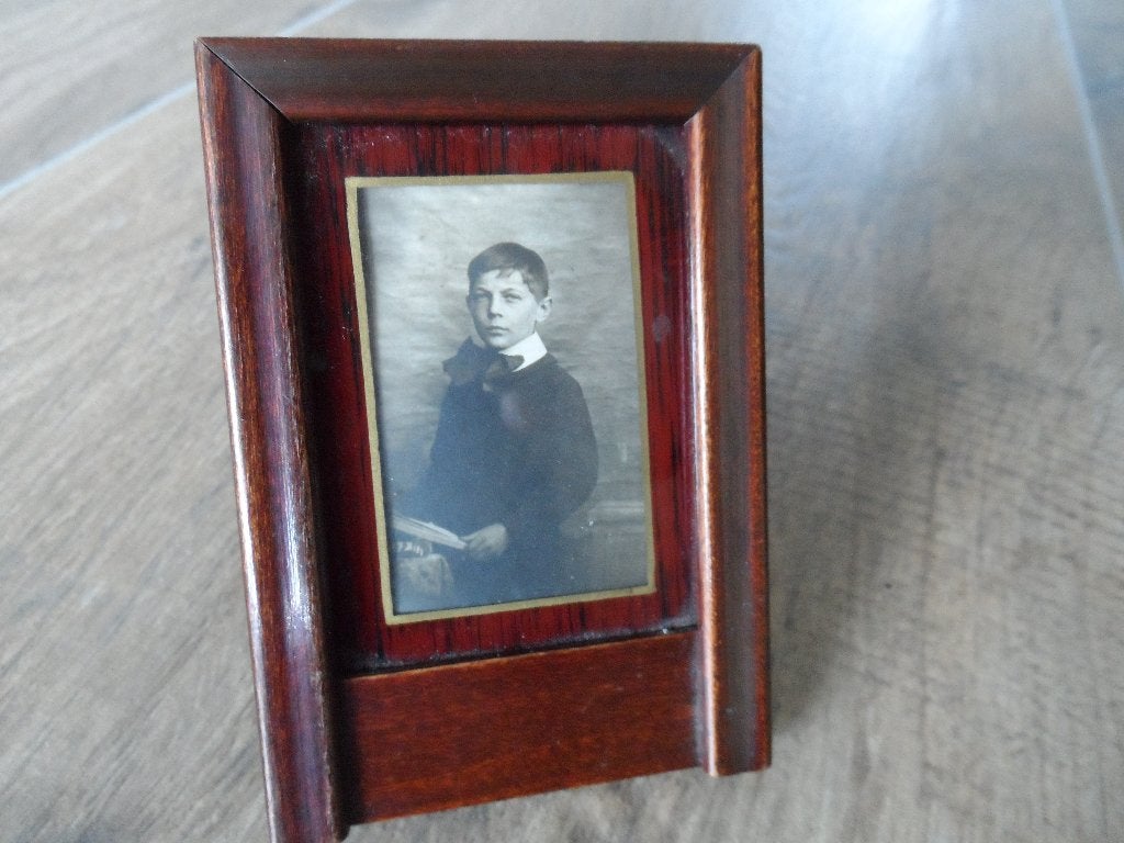 Oude foto in lijstje., Ophalen of Verzenden