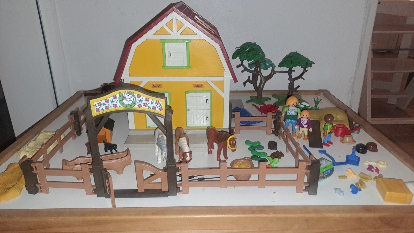 Playmobil Paardenstal met veel accessoires, Ophalen of Verzenden, Gebruikt, Jongen of Meisje