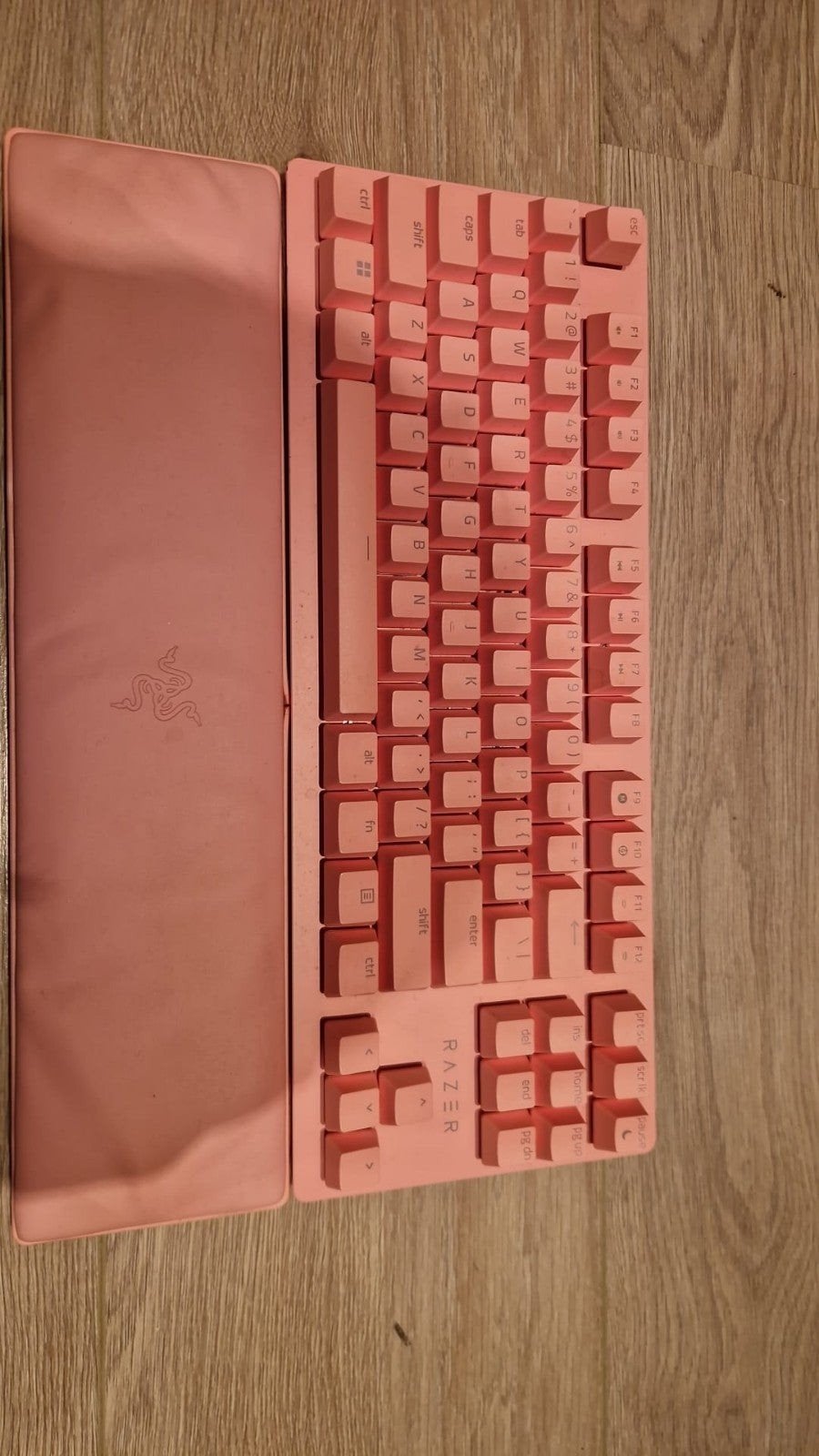 Razer huntsman V2 quartz edition, Ophalen