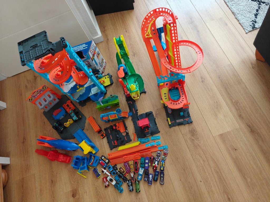 Hot Wheels, Ophalen, Racebaan, Zo goed als nieuw, Met looping