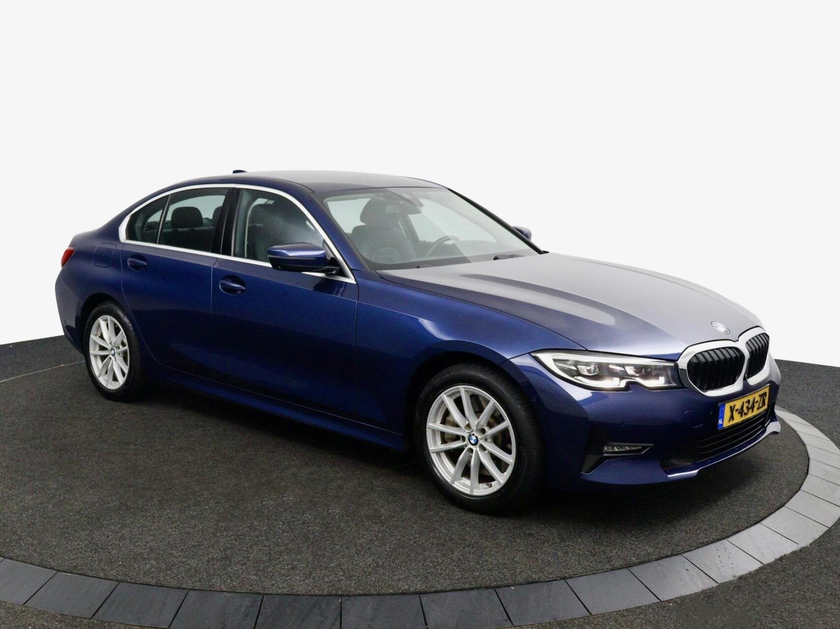 BMW 3-serie 330i High Executive Edition blauw, Auto's, BMW, Automaat, 1998 cc, Achterwielaandrijving, Gebruikt