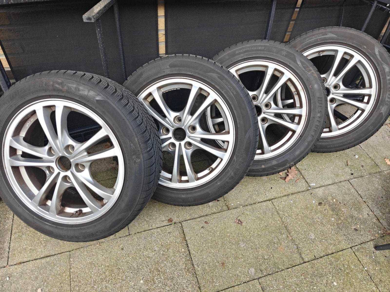 Winterbanden Renault Zoe 195/55 R16 (2 seizoenen oud), Auto-onderdelen, Banden en Velgen, 16 inch, Band(en), 195 mm, Winterbanden