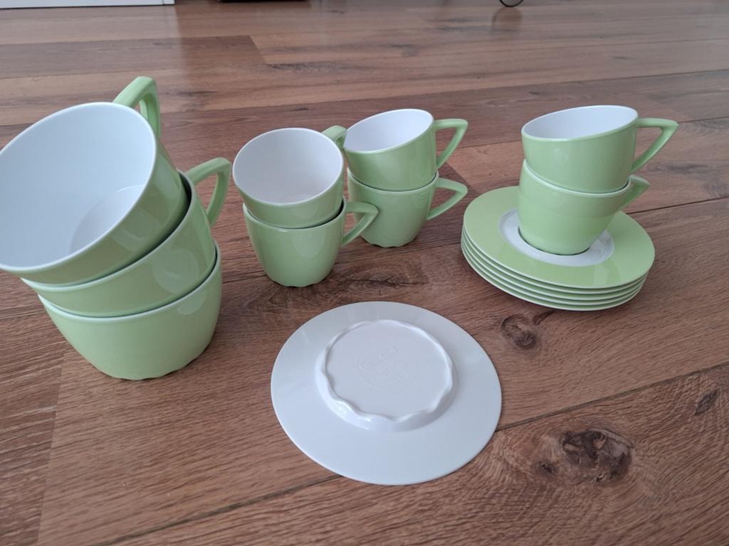 Mepal rosti pastel groen. 6 kop en schotel en 3 soepkommen, Caravans en Kamperen, Ophalen of Verzenden, Nieuw