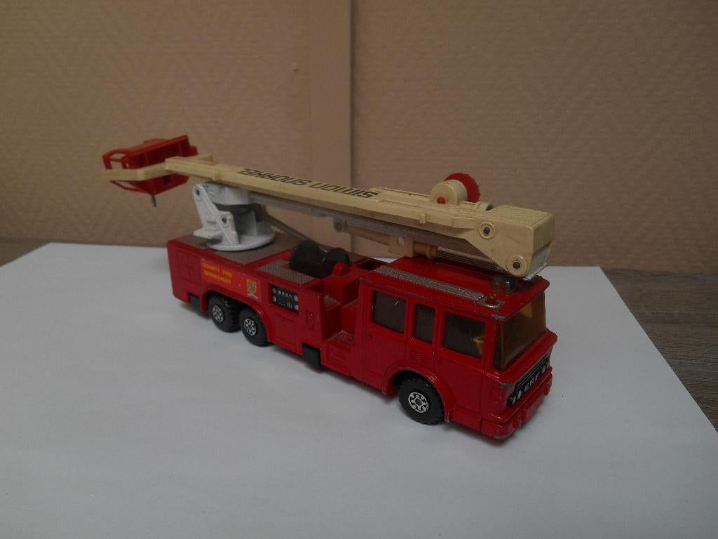 matchbox super kings  1979 K-39 simon snorkel brandweer, Ophalen, Gebruikt, Auto