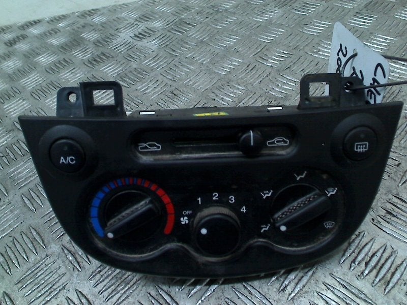 Bedieningspaneel Airco Daewoo / Chevrolet Matiz 2009, Gebruikt, Daewoo, General Motors Germany GmbH, Chevrolet.europe@gm.com